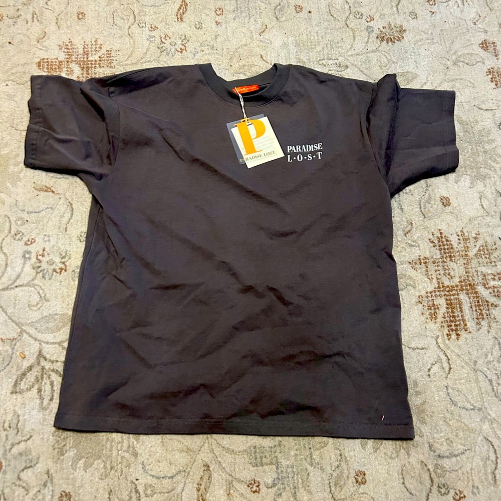 Paradise
T-shirt 
Grey 
Large